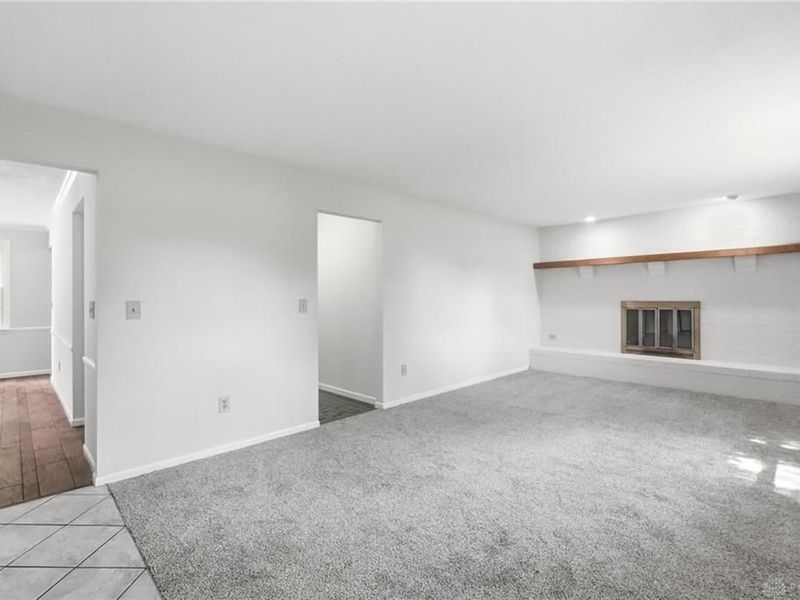 1160 Hyannis Drive, Beavercreek, OH 45434 Photo 10