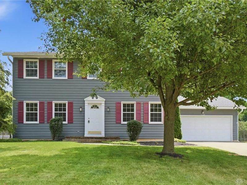 1160 Hyannis Drive, Beavercreek, OH 45434 Photo 2