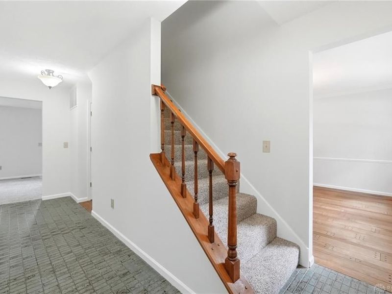 1160 Hyannis Drive, Beavercreek, OH 45434 Photo 22