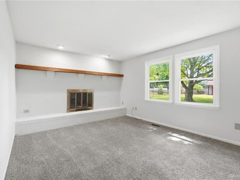 1160 Hyannis Drive, Beavercreek, OH 45434 Photo 5