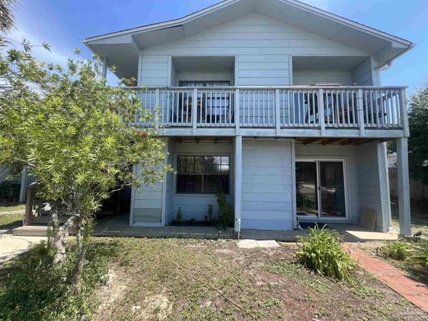 13528 Canal Dr, Pensacola, FL 32507