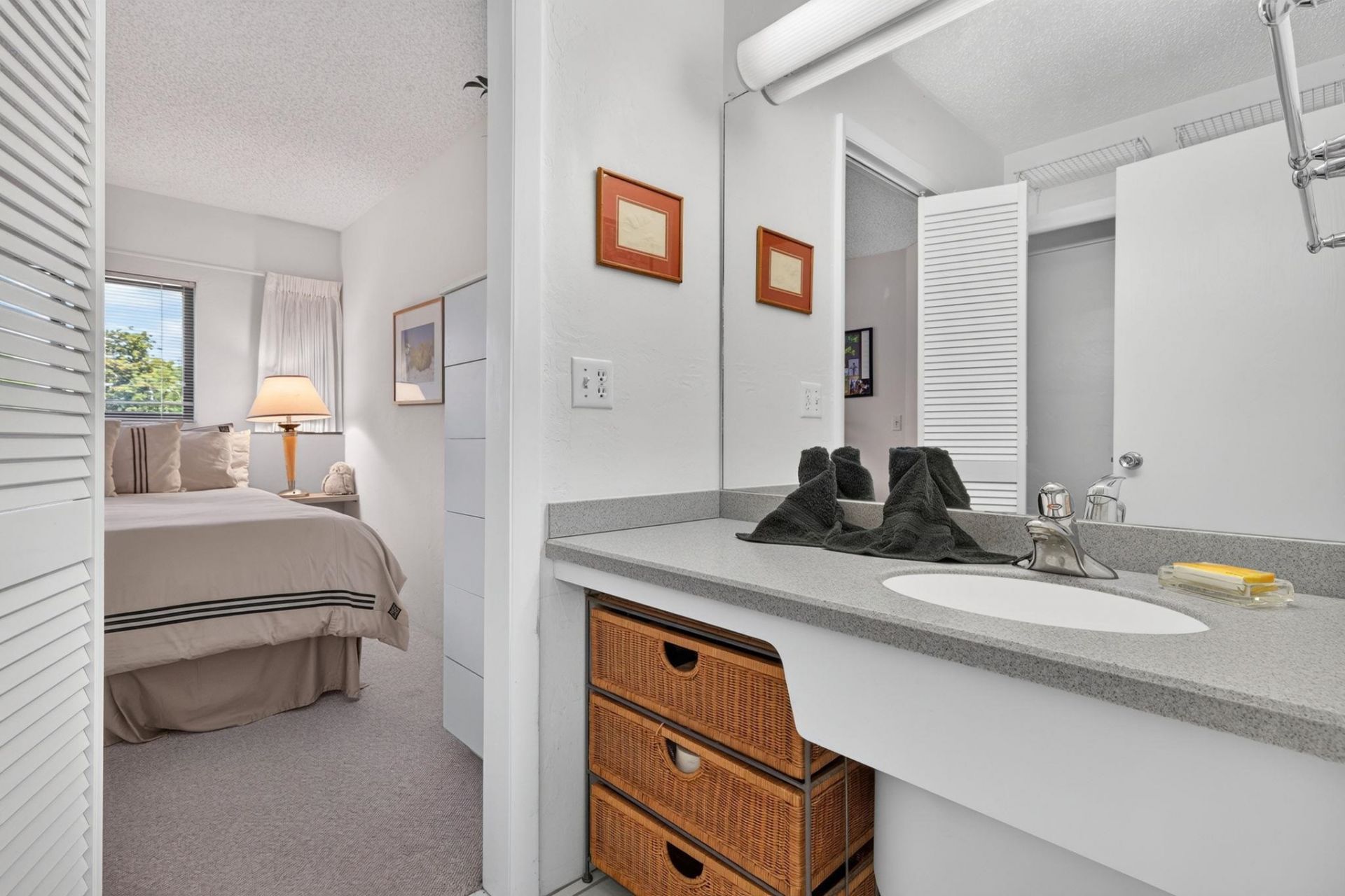 1250 Tennisplace Ct, Unit E-22, Sanibel, FL 33957 Photo