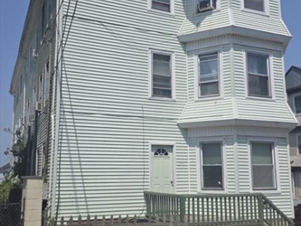 311-315 Mulberry St, Fall River, MA 02721