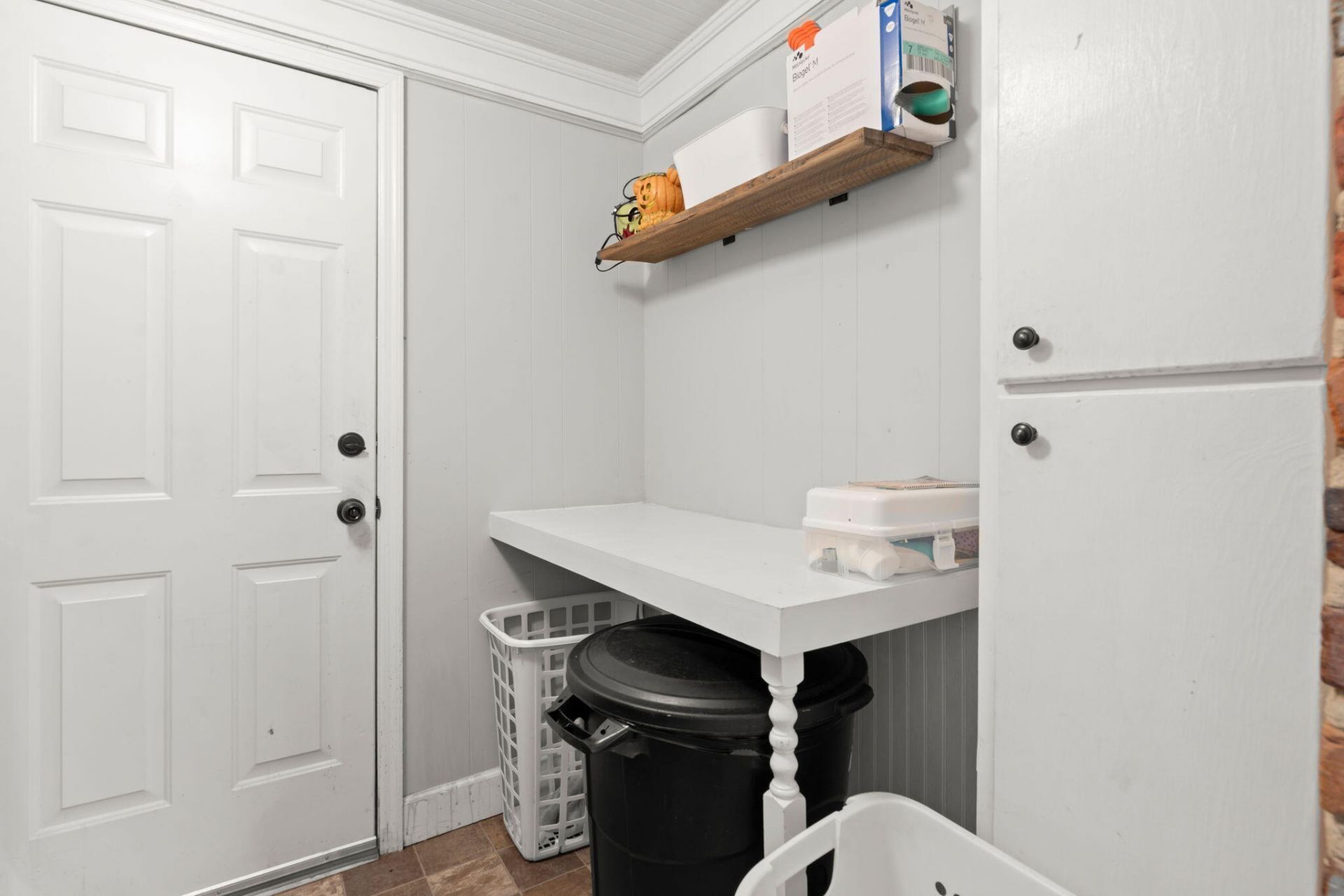 305 Forest Circle Photo 11