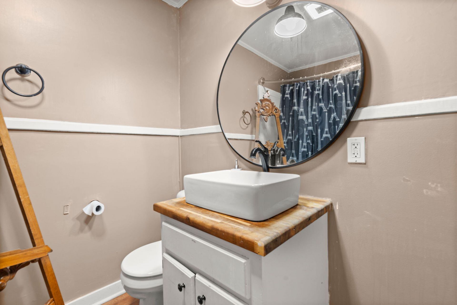 305 Forest Circle Photo 13