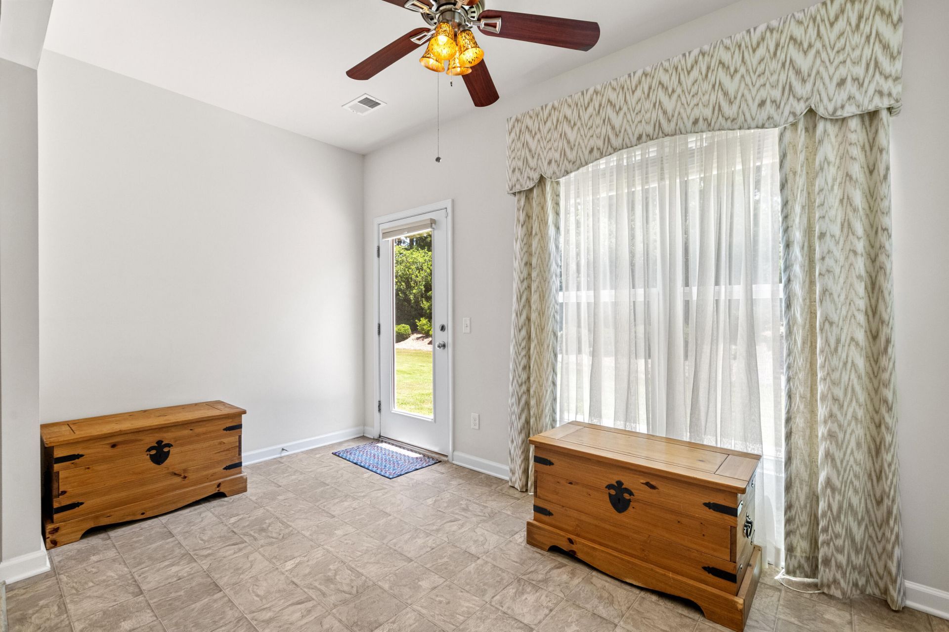 223 Waterfront Park Drive Photo 21