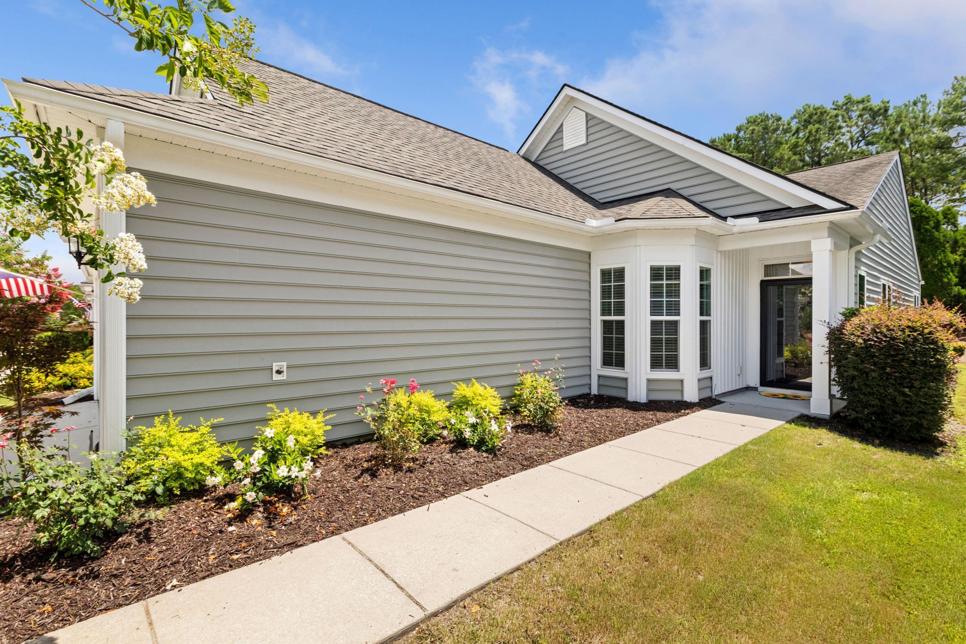 223 Waterfront Park Drive Photo 4