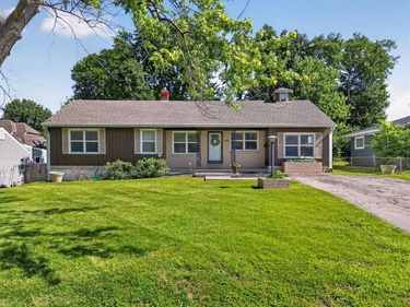 4320 NE 56th Street, Kansas City, MO 64119
