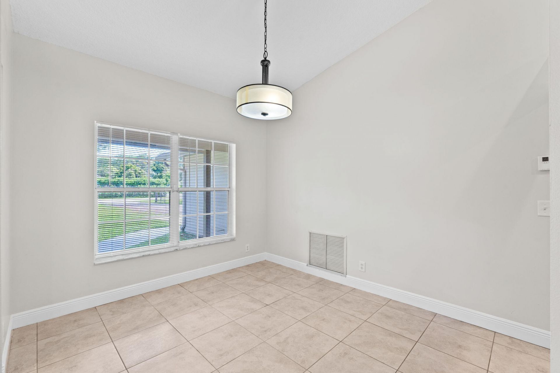 16628 Valencia Boulevard, The Acreage, FL 33470 Photo