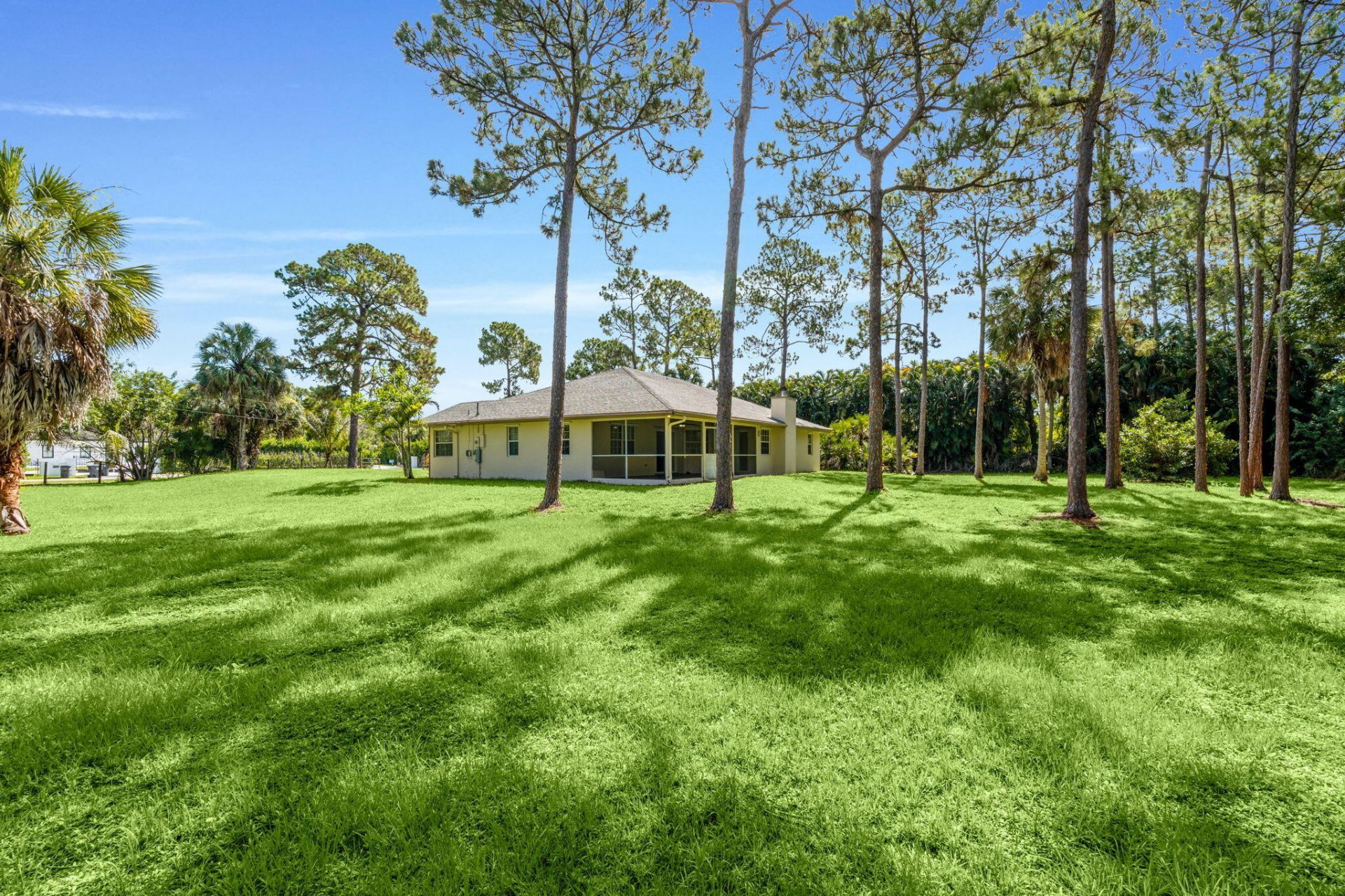 16628 Valencia Boulevard, The Acreage, FL 33470 Photo