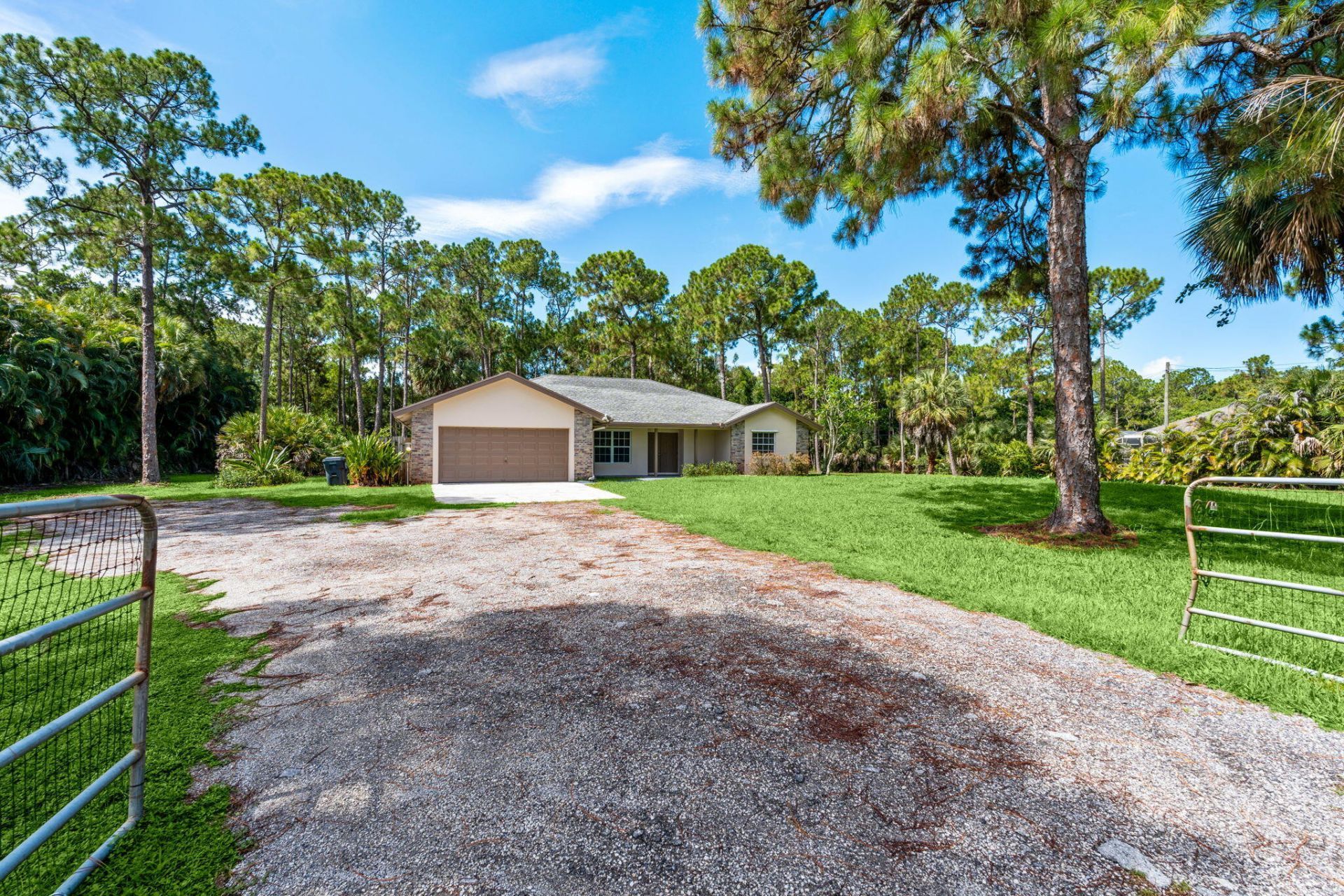 16628 Valencia Boulevard, The Acreage, FL 33470 Photo