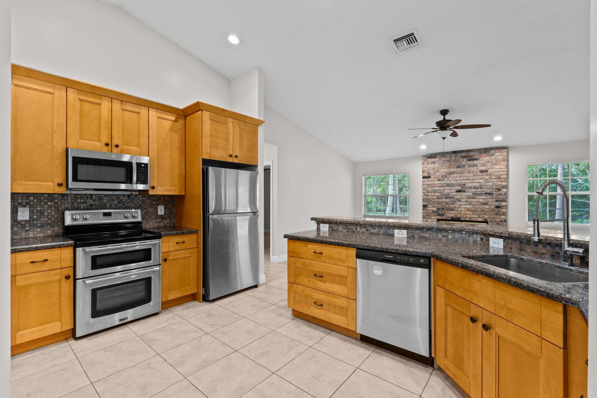 16628 Valencia Boulevard, The Acreage, FL 33470 Photo