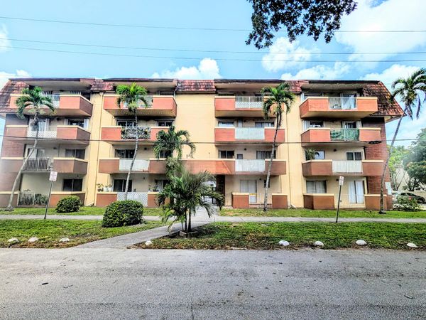 680 Miller Drive, Unit W103, Miami Springs, FL 33166