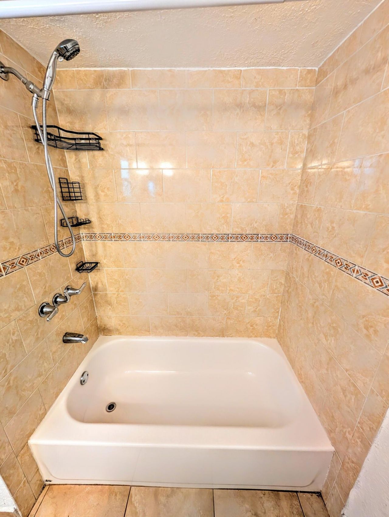 680 Miller Drive, Unit W103, Miami Springs, FL 33166 Photo