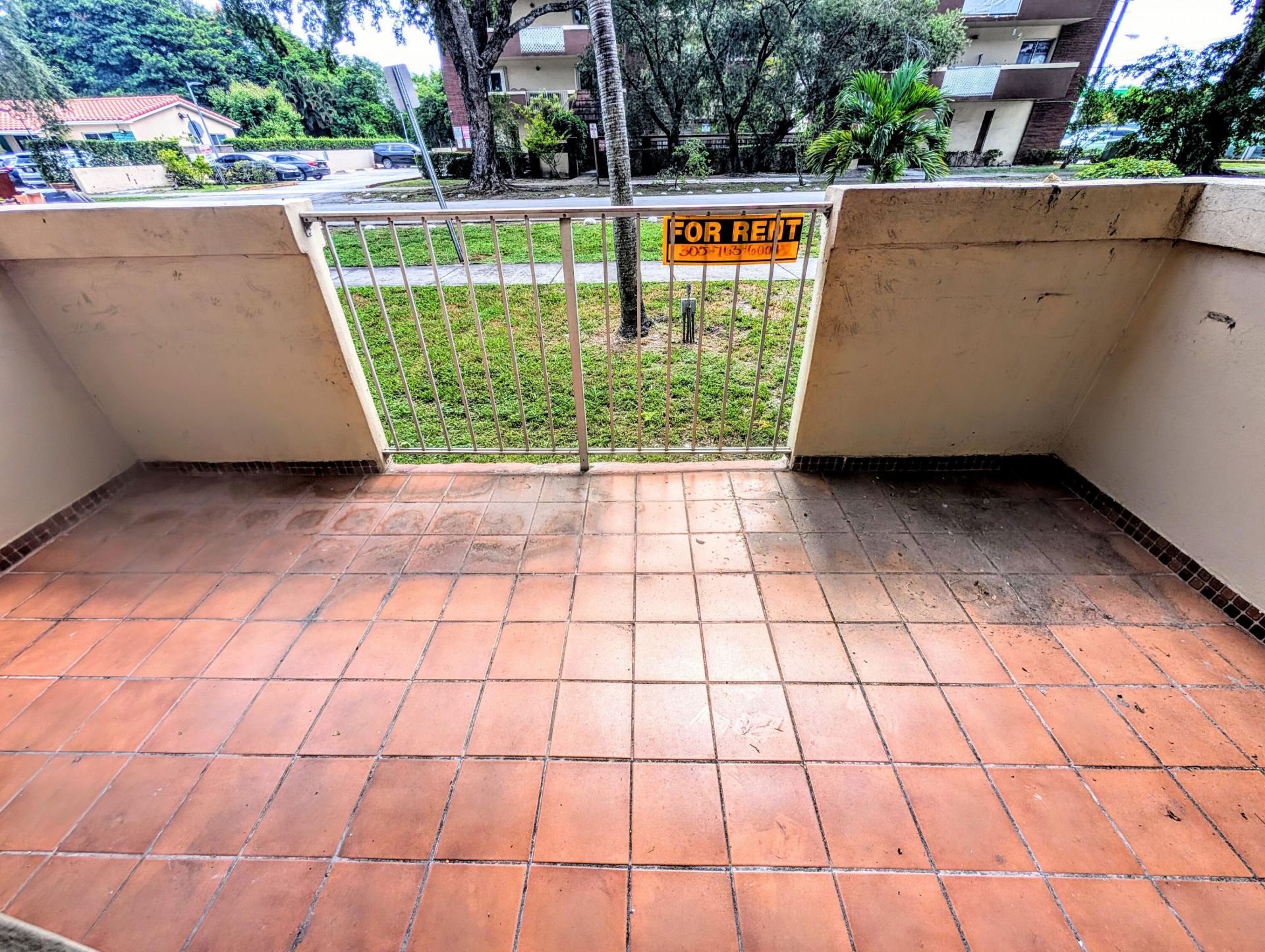 680 Miller Drive, Unit W103, Miami Springs, FL 33166 Photo