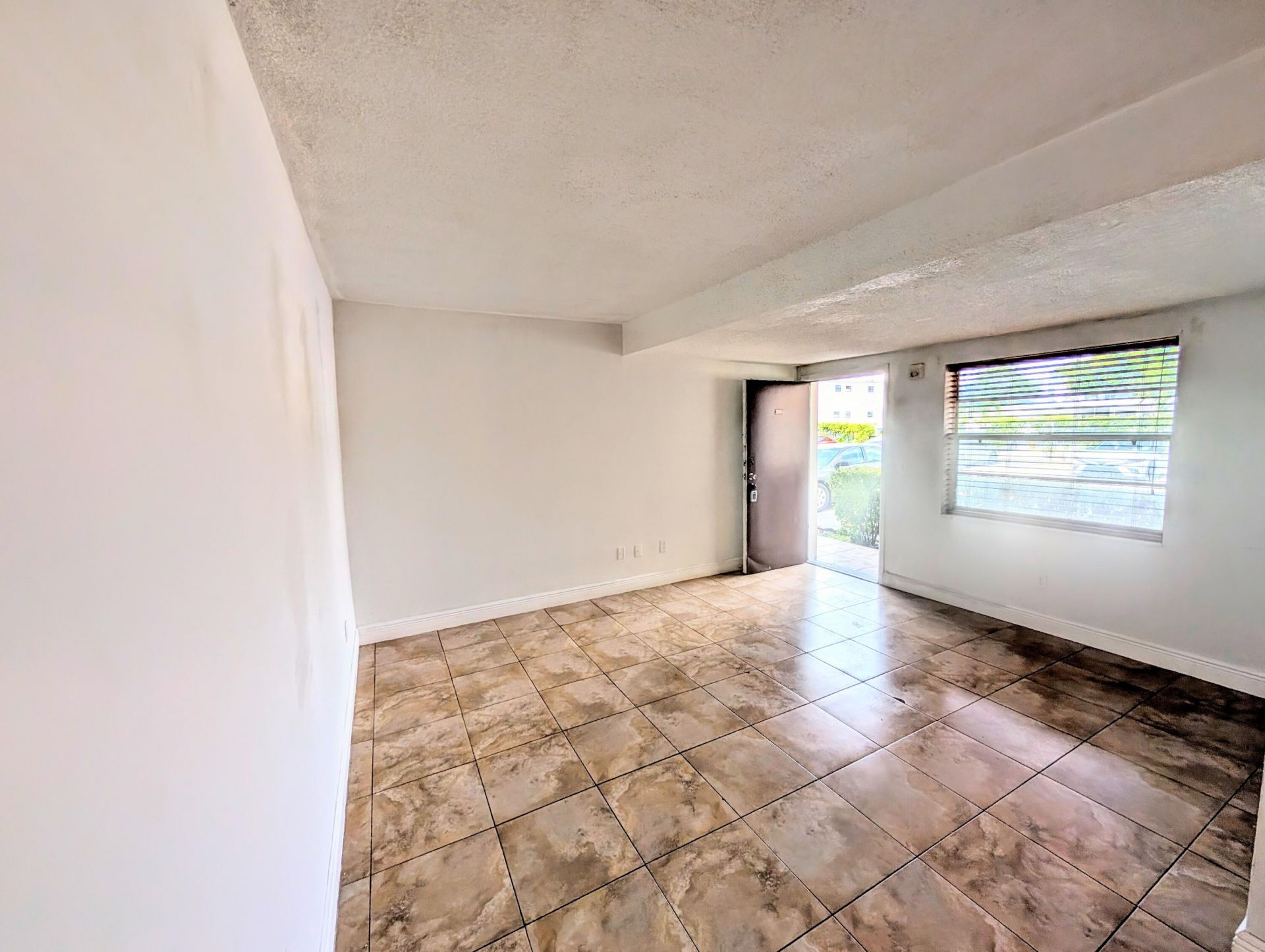 680 Miller Drive, Unit W103, Miami Springs, FL 33166 Photo