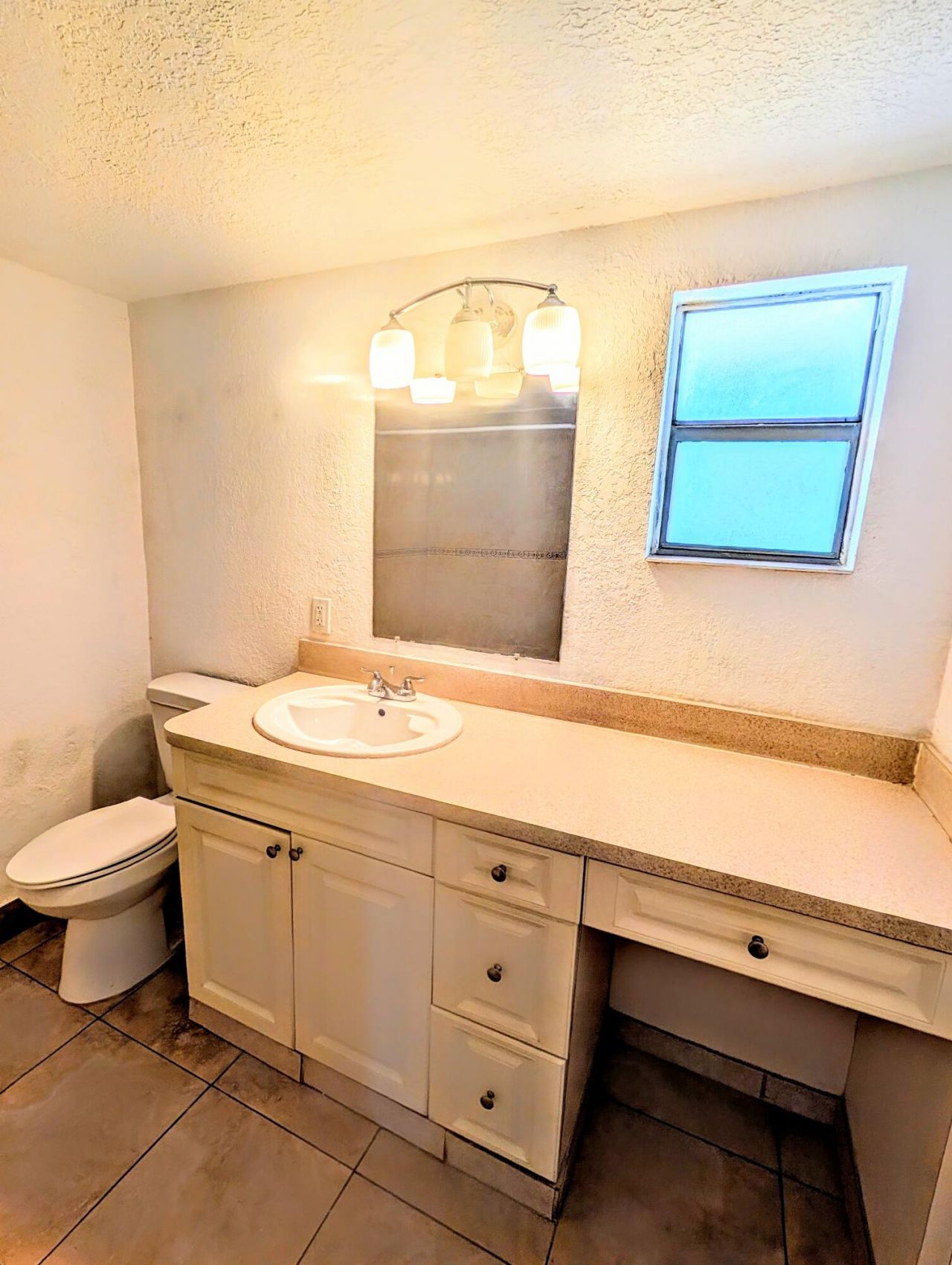 680 Miller Drive, Unit W103, Miami Springs, FL 33166 Photo