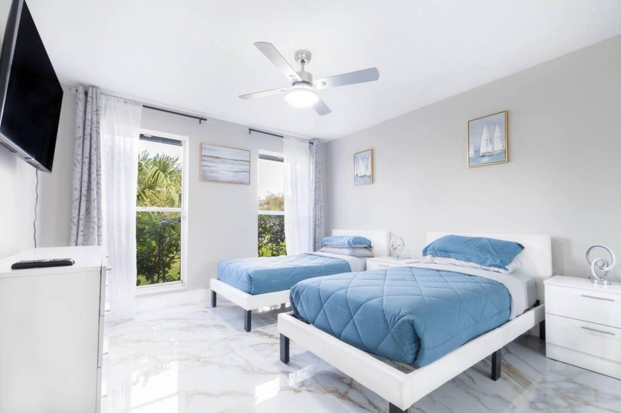 2060 Amesbury Circle, Wellington, FL 33414 Photo
