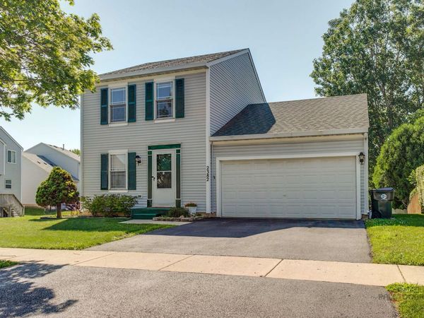2382 N QUAKER HOLLOW Lane , Round Lake Beach, IL 60073