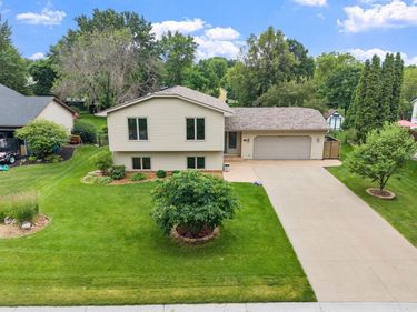 13003 88th Avenue N, Maple Grove, MN 55369