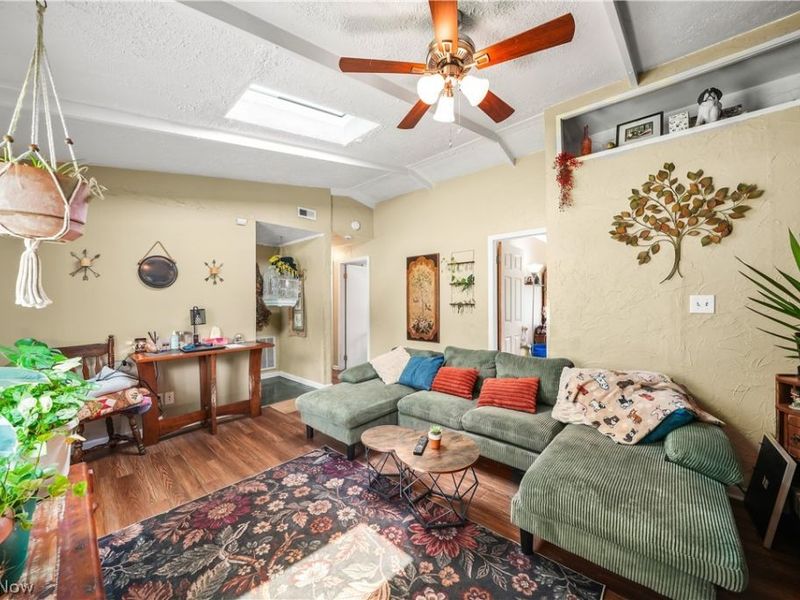 12378 Eaton Boulevard, Grafton, OH 44044 Photo 7