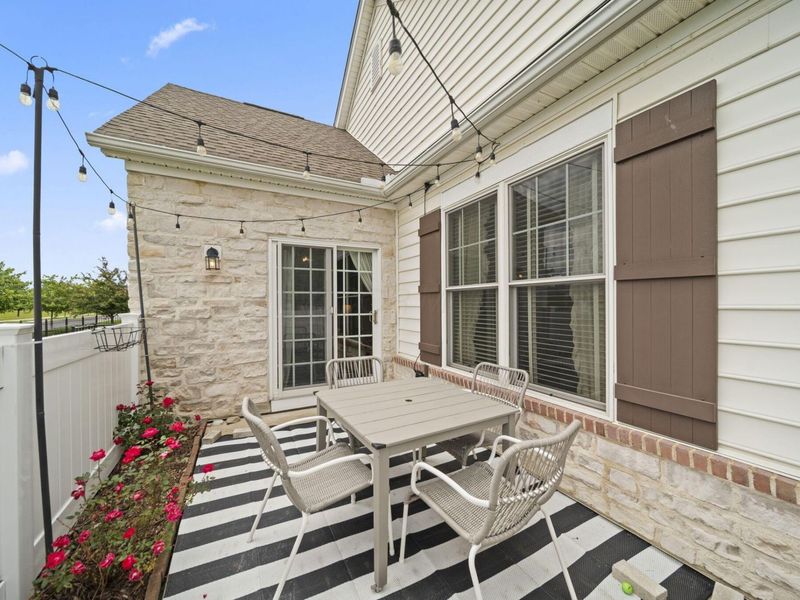 5900 Montana Creek Drive, Unit 20, Dublin, OH 43016 Photo 3