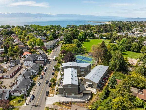 1720 Fairfield Rd , Unit #105, Victoria, BC V8S 1G3