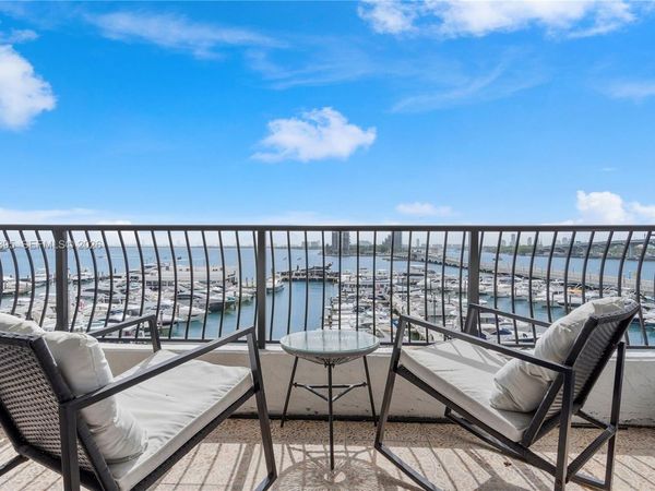 555 NE 15th St , Unit 518, Miami, FL 33132