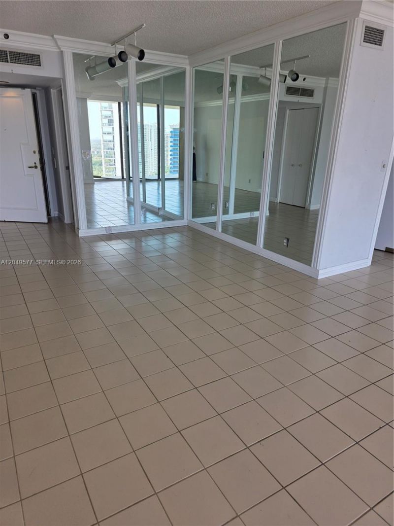 19355 Turnberry Way, Unit 25C, Aventura, FL 33180 Photo