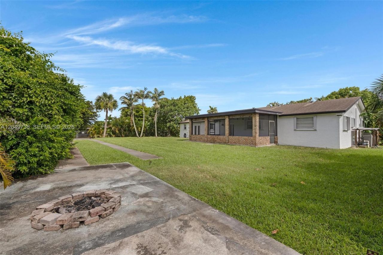 15940 SW 283rd St, Homestead, FL 33033 Photo