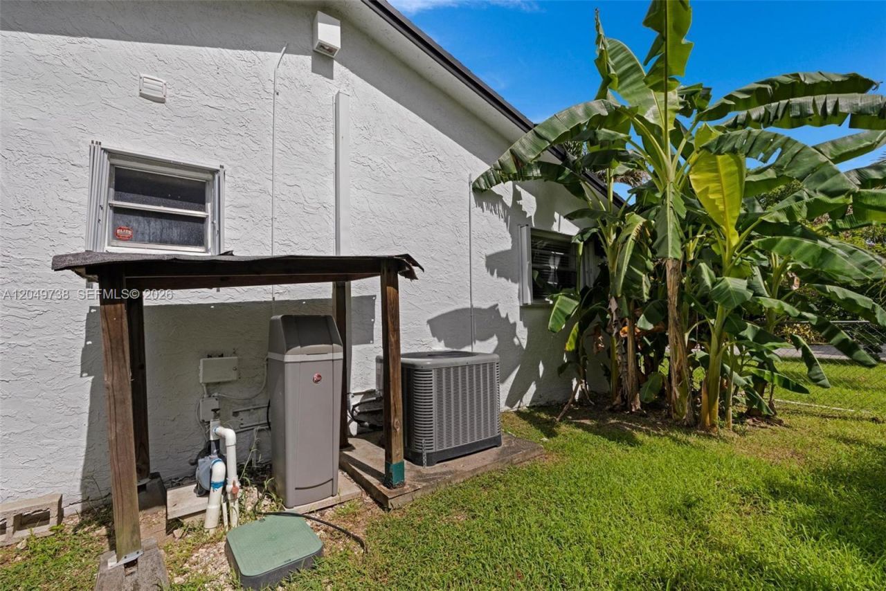 15940 SW 283rd St, Homestead, FL 33033 Photo