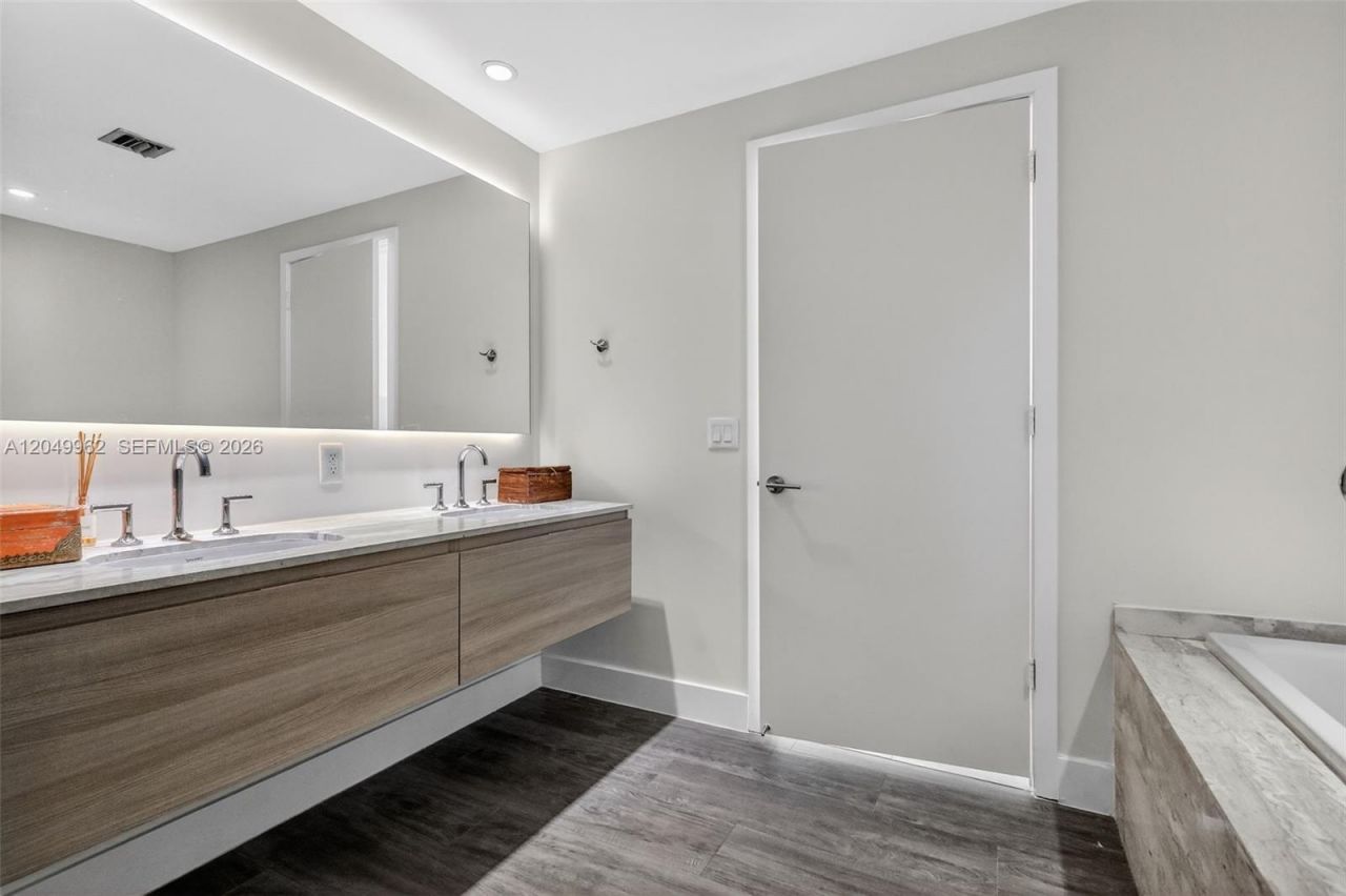 2900 NE 7th Ave , Unit 1108, Miami, FL 33137 Photo