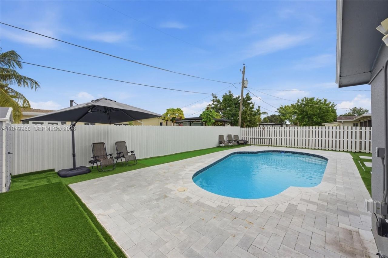 9771 NW 24th Pl, Sunrise, FL 33322 Photo
