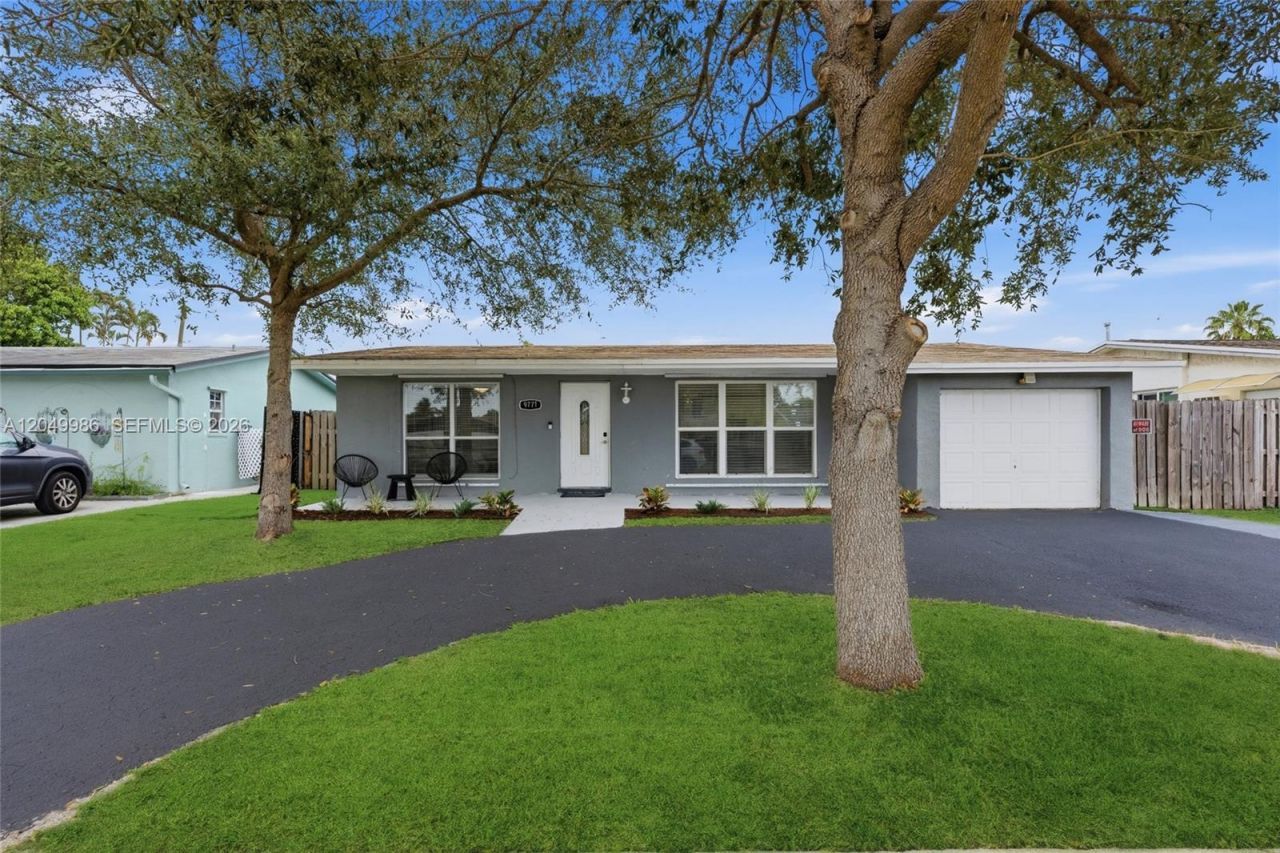 9771 NW 24th Pl, Sunrise, FL 33322 Photo