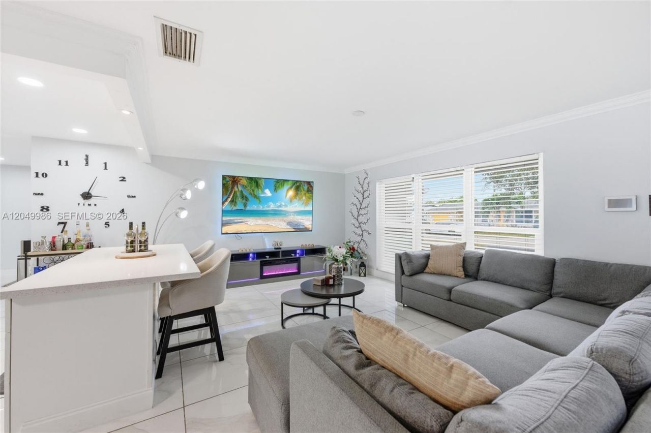 9771 NW 24th Pl, Sunrise, FL 33322 Photo
