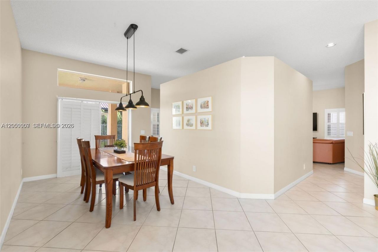 1414 Banyan Way, Weston, FL 33327 Photo