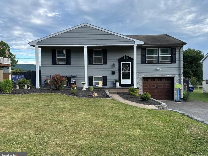 2424 N Hills Dr, Williamsport, PA 17701 Main Photo