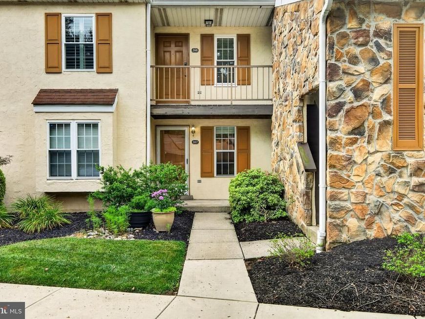 267 Valley Stream Lane, Chesterbrook, PA 19087 Main Photo
