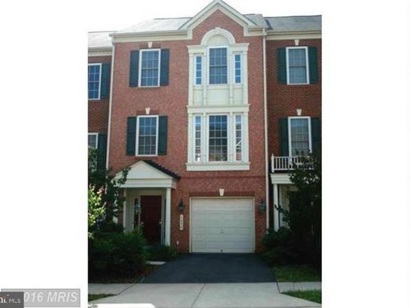 1023 HOTCHKISS PLACE, FREDERICKSBURG, VA 22401