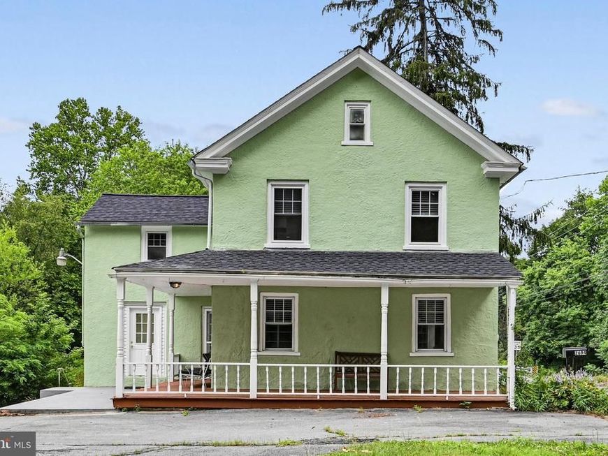 2694 Charlestown Road, Lancaster, PA 17603 Main Photo