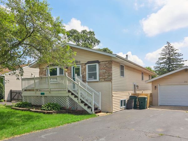 327 Oakwood Drive , Antioch, IL 60002