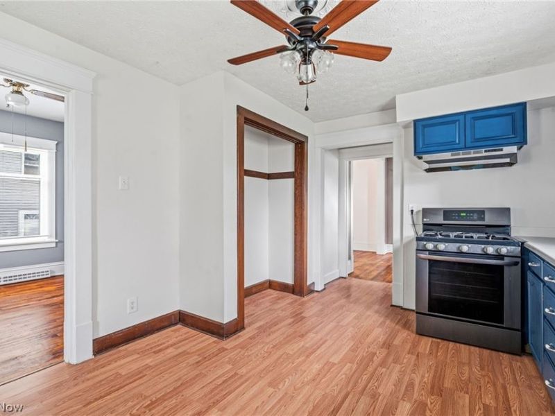 330 W Market Street, Alliance, OH 44601 Photo 13
