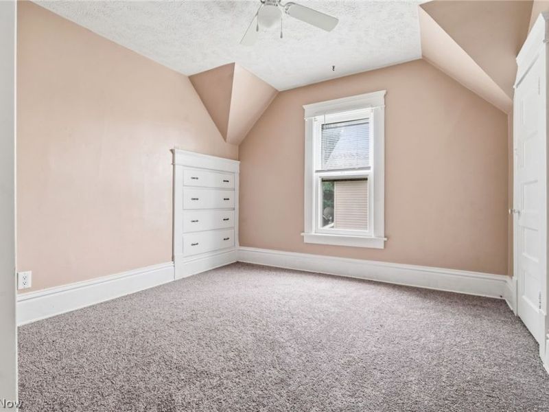 330 W Market Street, Alliance, OH 44601 Photo 15