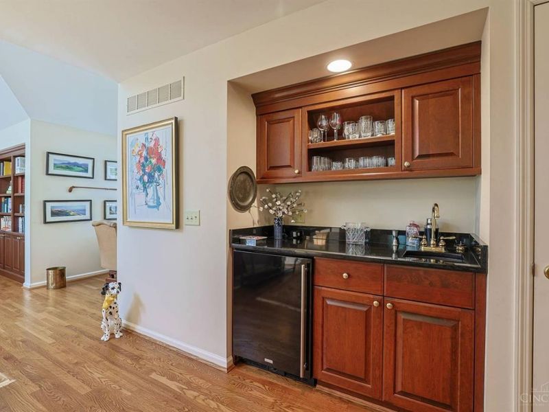 1603 E McMillan Street, Unit D, Cincinnati, OH 45206 Photo 21