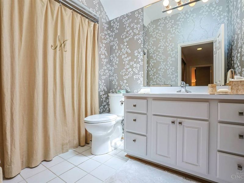 1603 E McMillan Street, Unit D, Cincinnati, OH 45206 Photo 32