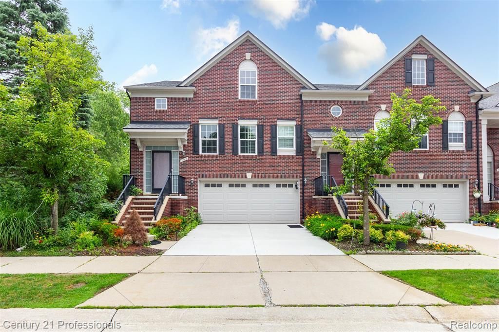 757 Sandalwood Drive, Troy, MI 48085 Main Photo