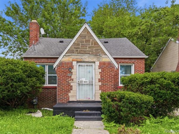 9586 Mansfield Street, Detroit, Mi 48227