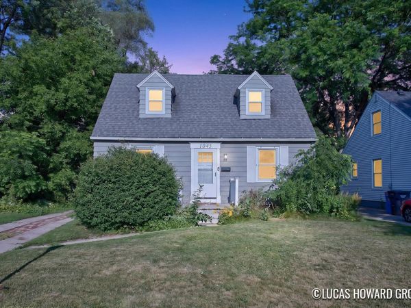1045 Diamond Avenue NE, Grand Rapids, MI 49503