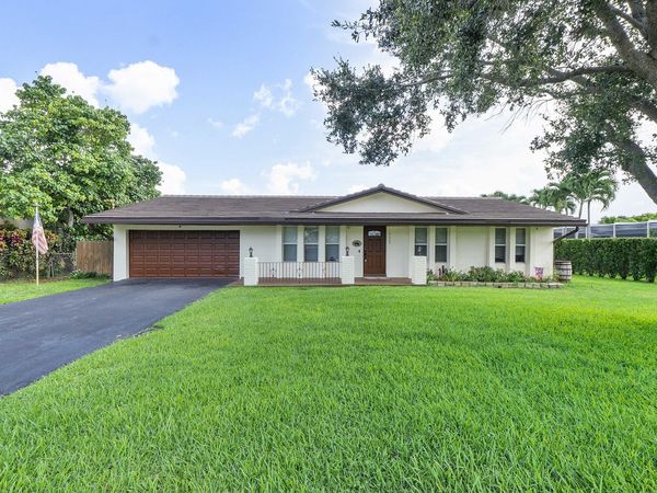 10625 NW 37th Street, Coral Springs, FL 33065