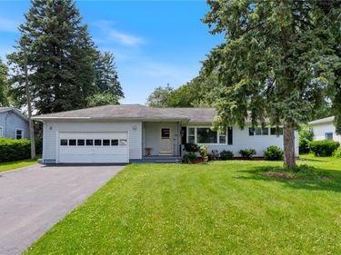 48 Tarwood Drive, Rochester, NY 14606